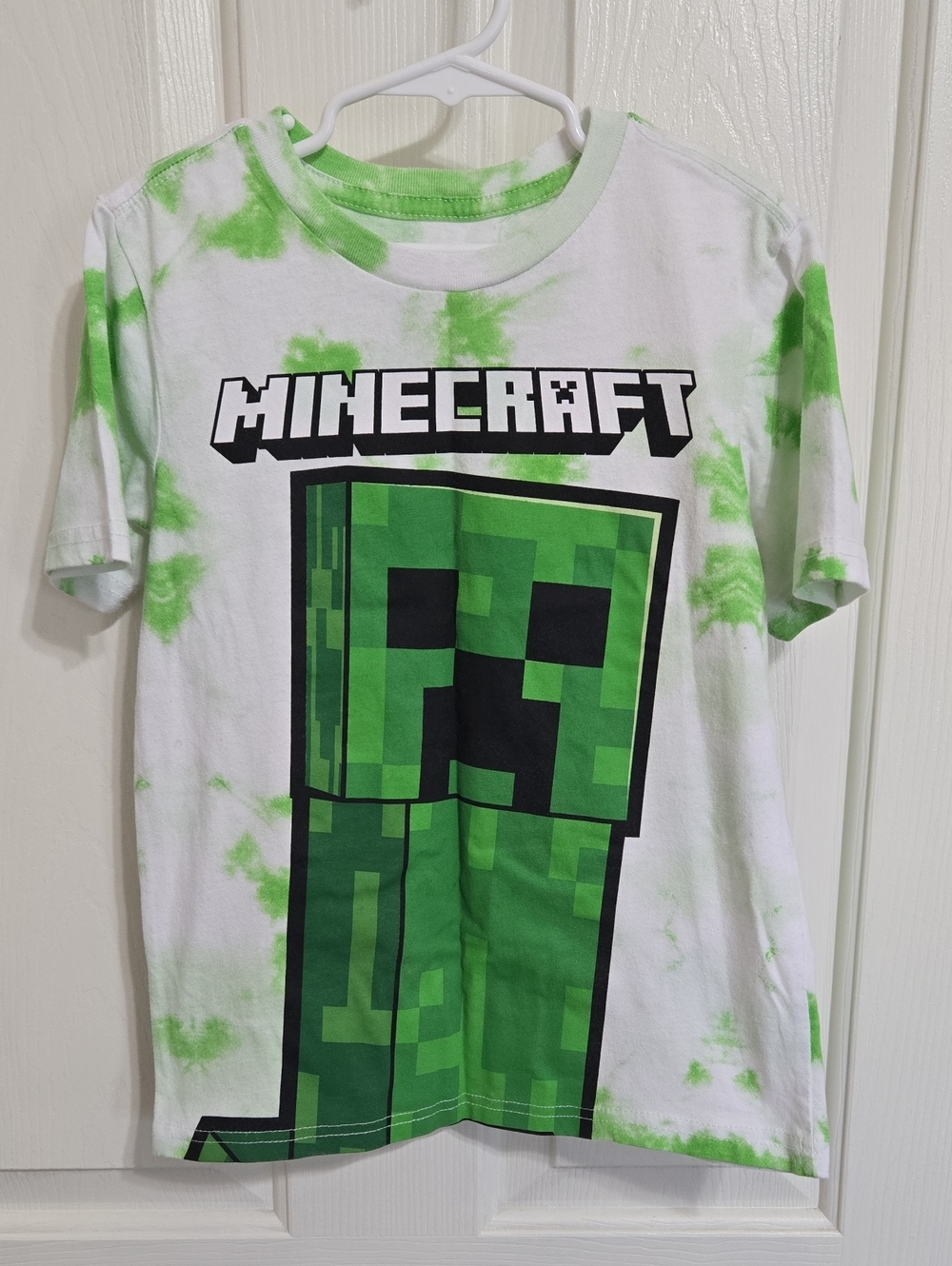 Mojang green and white tie dye minecraft shirt